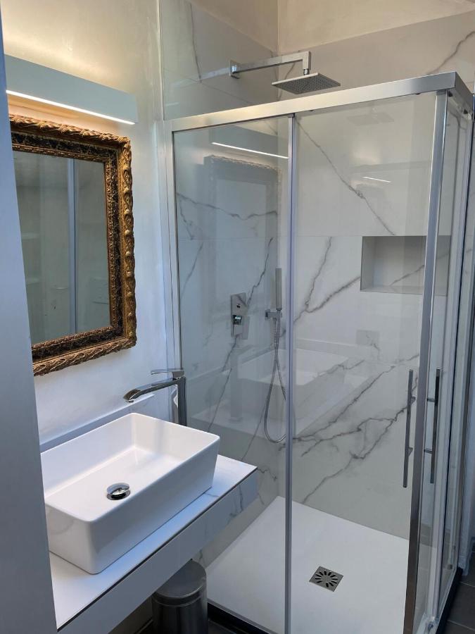 Bathroom of Splendid view of Lake Como Attico